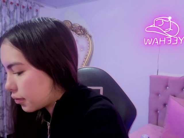 Isabela-tay live cam on BongaCams
