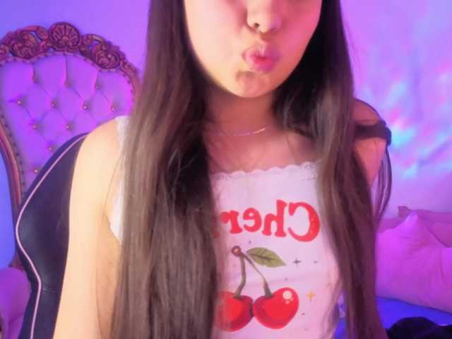 Isabela-tay live cam on BongaCams