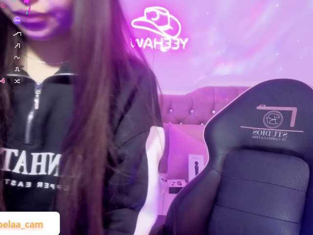 Isabela-tay live cam on BongaCams