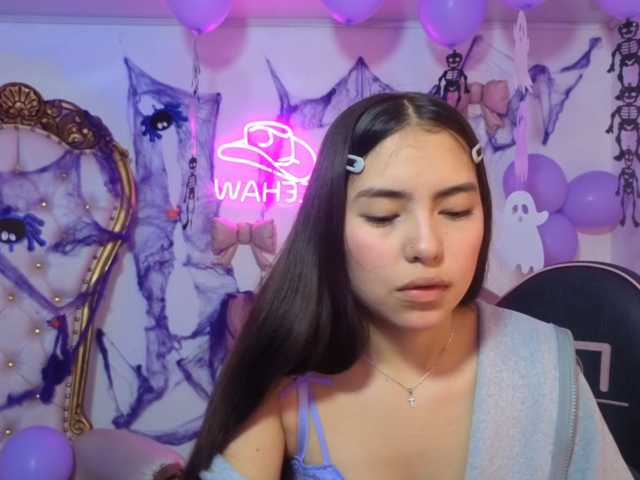 Isabela-tay live cam on BongaCams