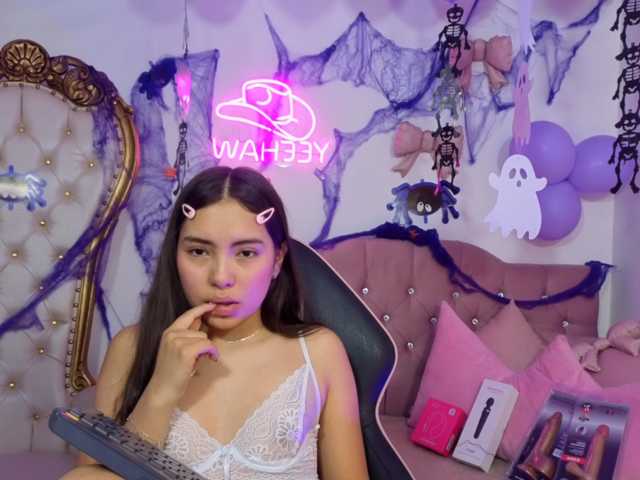Isabela-tay live cam on BongaCams