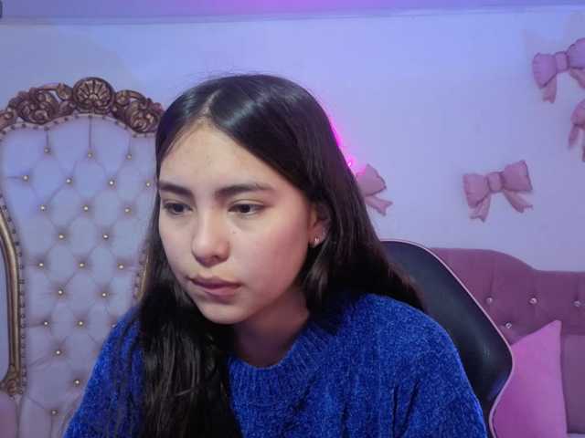 Isabela-tay live cam on BongaCams