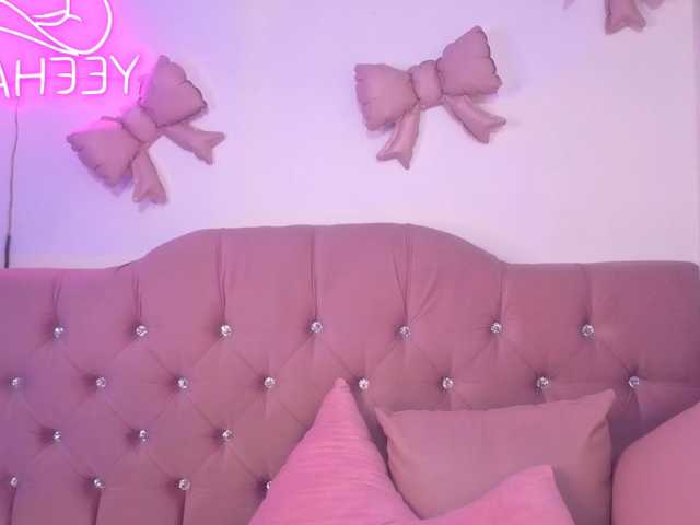 Isabela-tay live cam on BongaCams