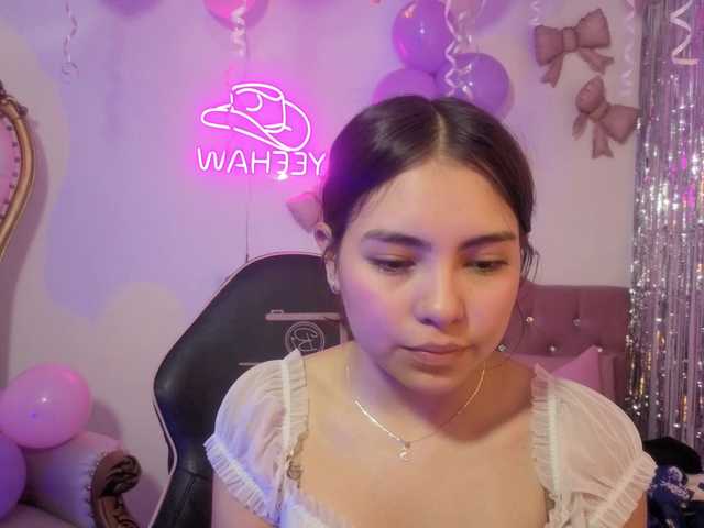 Isabela-tay – currently Offline