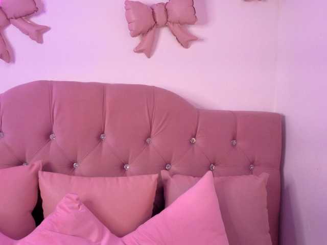 Isabela-tay live cam on BongaCams