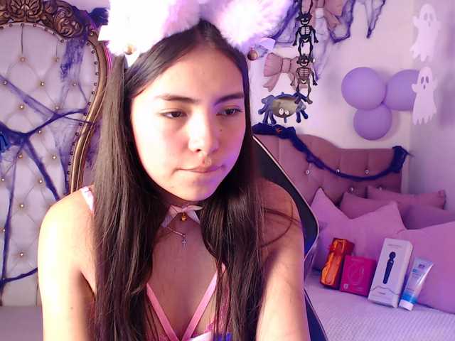 Isabela-tay live cam on BongaCams