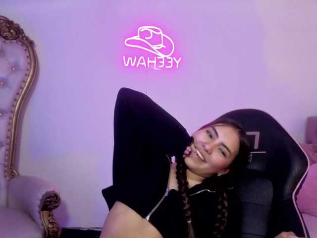 Isabela-tay live cam on BongaCams