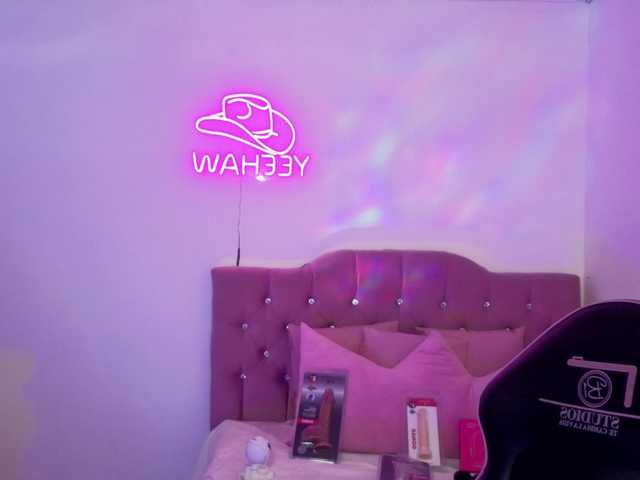 Isabela-tay live cam on BongaCams