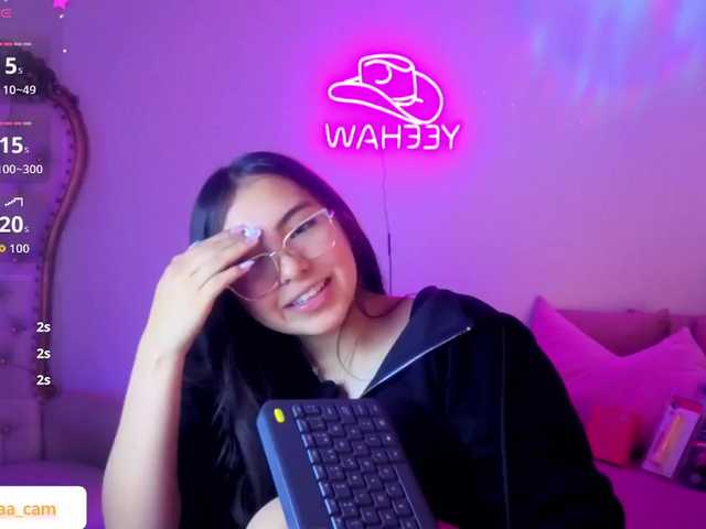 Isabela-tay live cam on BongaCams