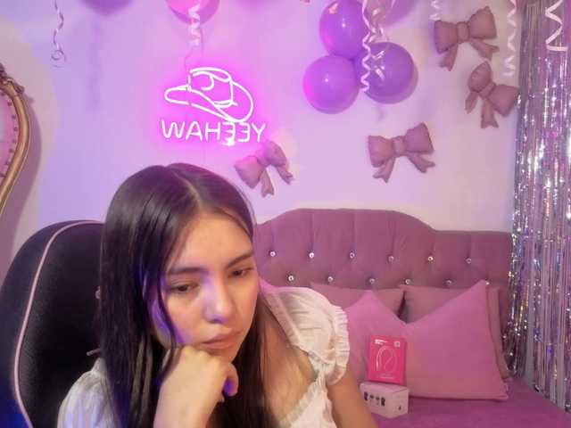 Isabela-tay live cam on BongaCams