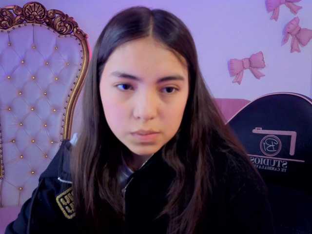 Isabela-tay live cam on BongaCams