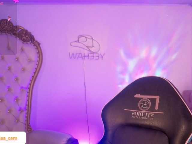 Isabela-tay live cam on BongaCams