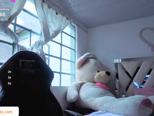 Isabela-tay live cam on BongaCams