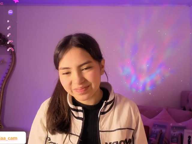 Isabela-tay live cam on BongaCams