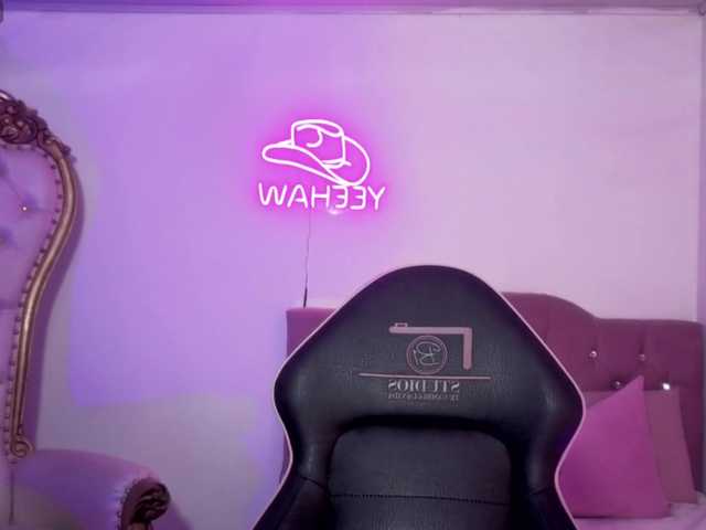 Isabela-tay live cam on BongaCams