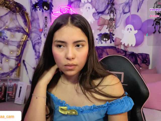Isabela-tay live cam on BongaCams