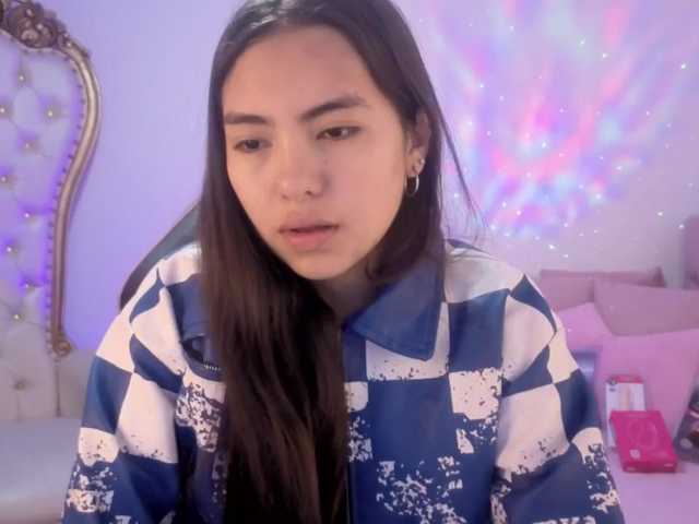 Isabela-tay live cam on BongaCams