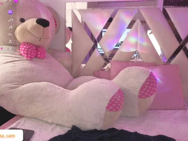 Isabela-tay webcam
