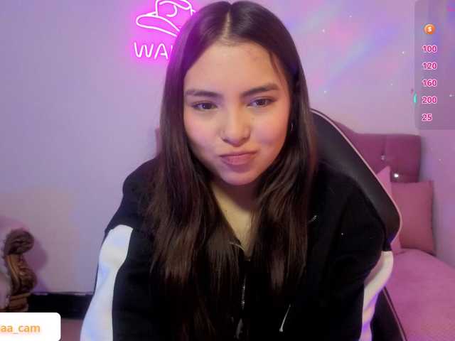 Isabela-tay live cam on BongaCams