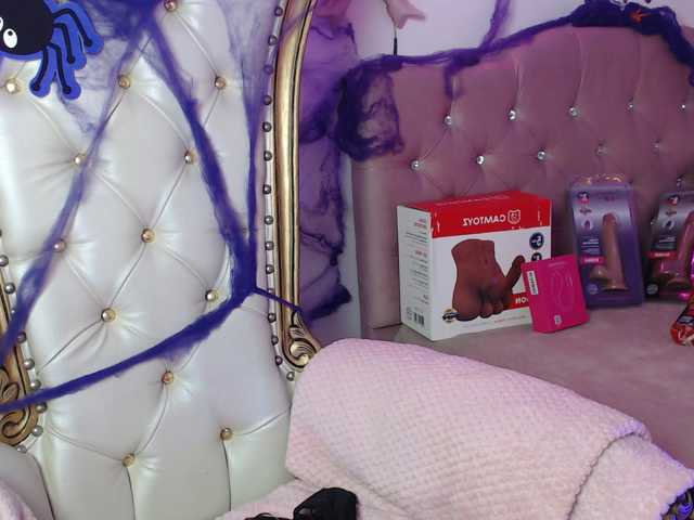 Isabela-tay live cam on BongaCams
