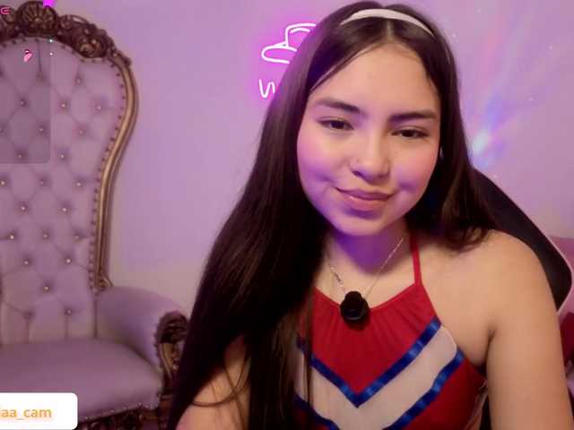 Isabela-tay live cam on BongaCams