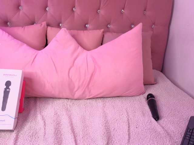 Isabela-tay live cam on BongaCams