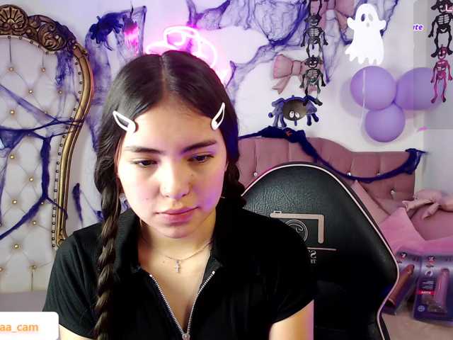Isabela-tay live cam on BongaCams