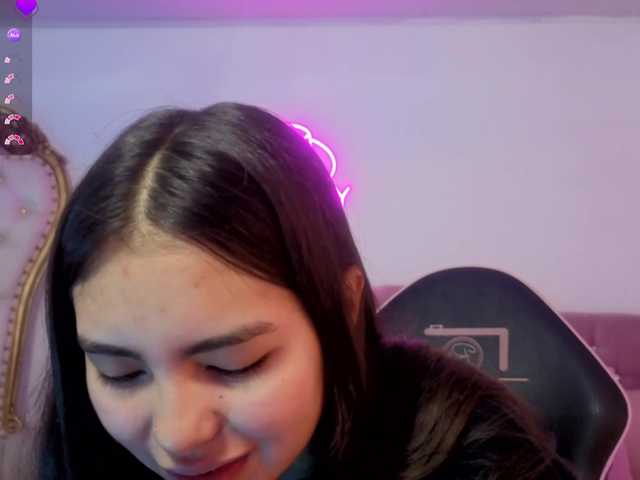 Isabela-tay live cam on BongaCams