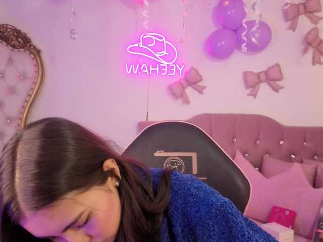 Isabela-tay live cam on BongaCams