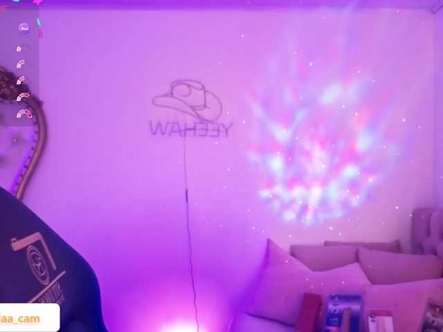 Isabela-tay webcam