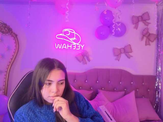Isabela-tay live cam on BongaCams