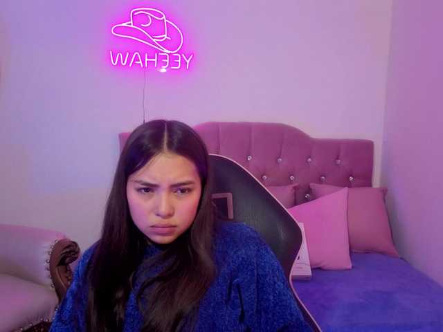 Isabela-tay live cam on BongaCams