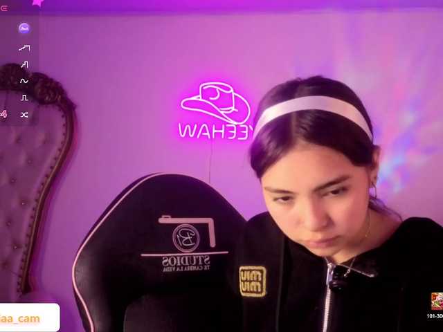 Isabela-tay webcam