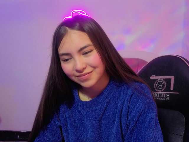 Isabela-tay live cam on BongaCams