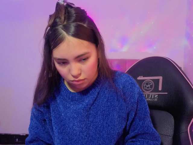 Isabela-tay live cam on BongaCams