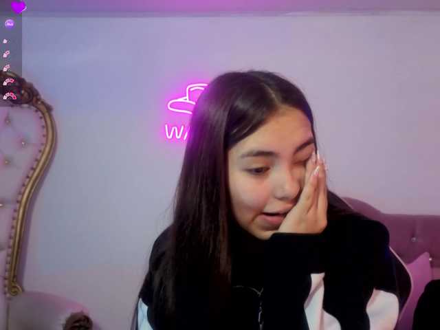 Isabela-tay live cam on BongaCams