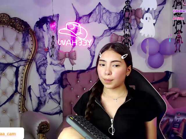 Isabela-tay live cam on BongaCams