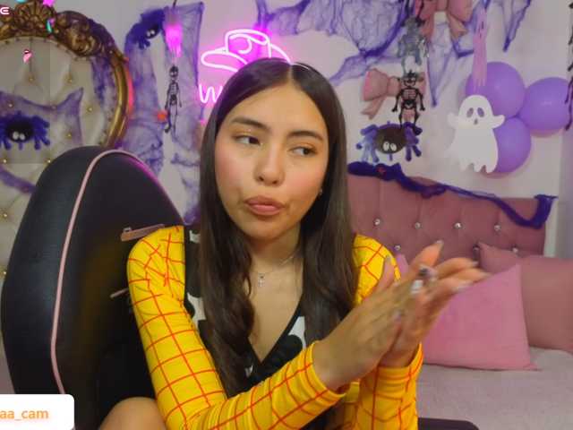 Isabela-tay live cam on BongaCams