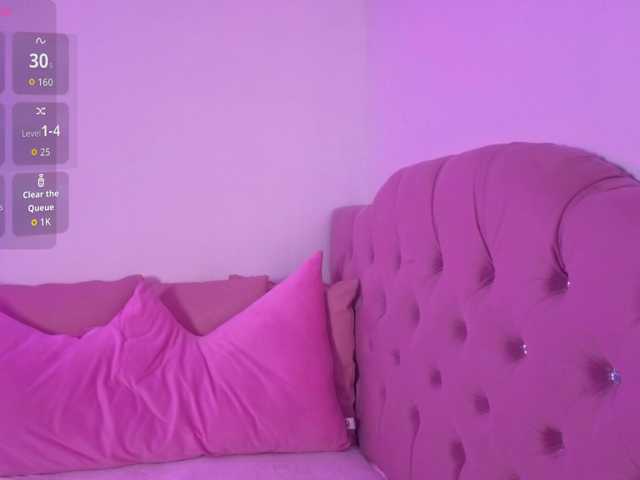 Isabela-tay live cam on BongaCams