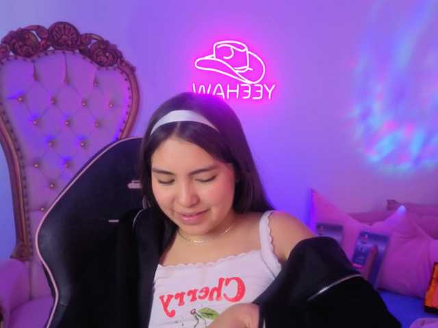 Isabela-tay live cam on BongaCams