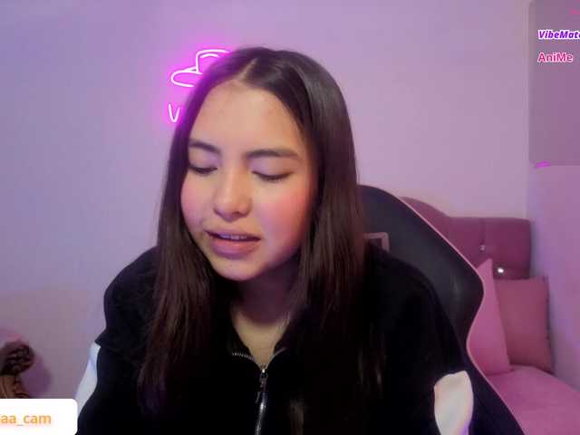 Isabela-tay live cam on BongaCams