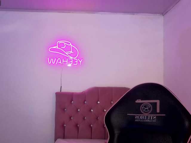 Isabela-tay live cam preview