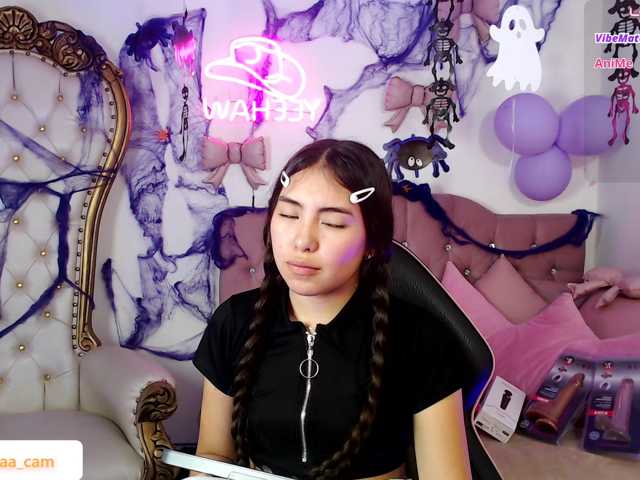 Isabela-tay live cam on BongaCams