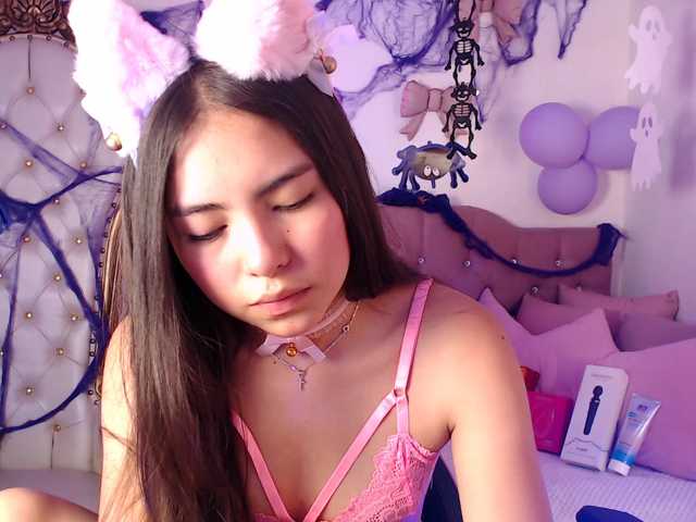 Isabela-tay live cam on BongaCams