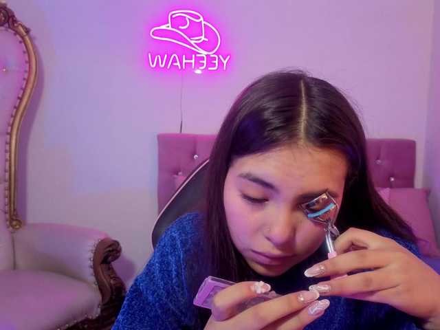 Isabela-tay live cam on BongaCams