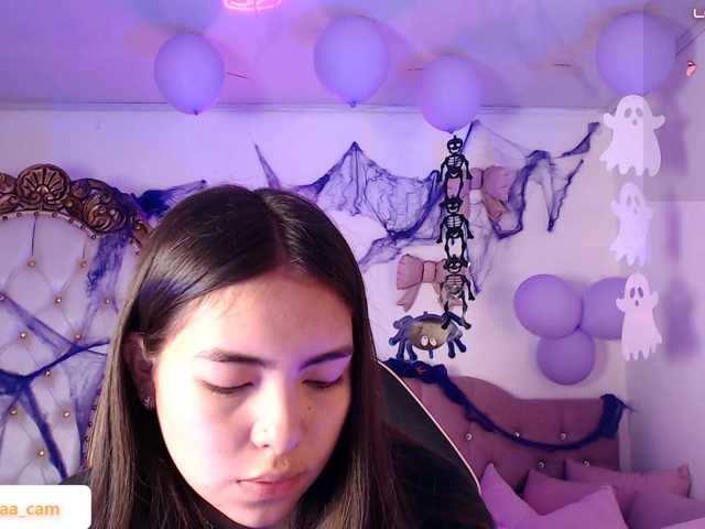 Isabela-tay live cam on BongaCams