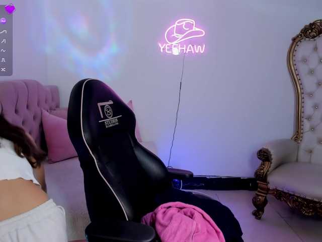 Isabela-tay live cam on BongaCams