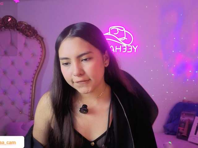Isabela-tay live cam on BongaCams