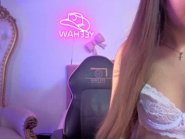 Isabela-tay live cam on BongaCams