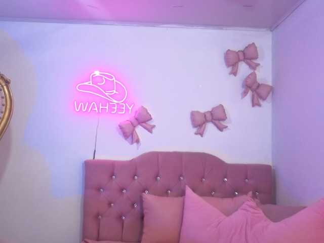 Isabela-tay live cam on BongaCams